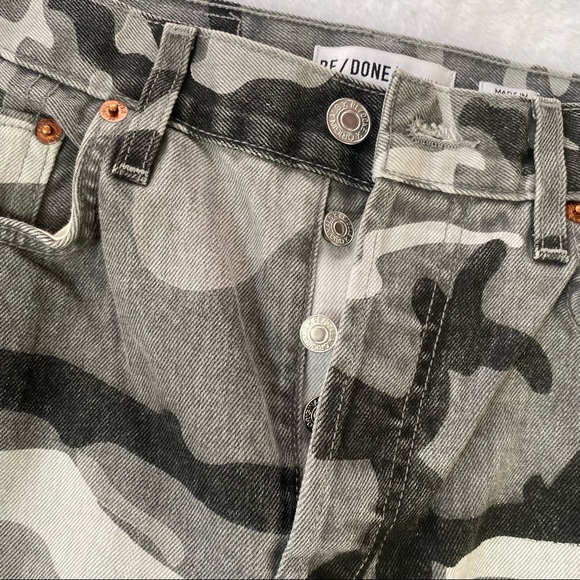Re/Done High-Rise Raw Hem Buttonfly Camouflage Ankle Crop Jeans 26 - Picture 2 of 7